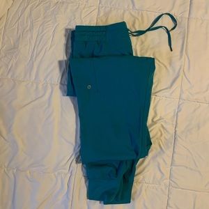 Barco One women’s jogger style scrub pants